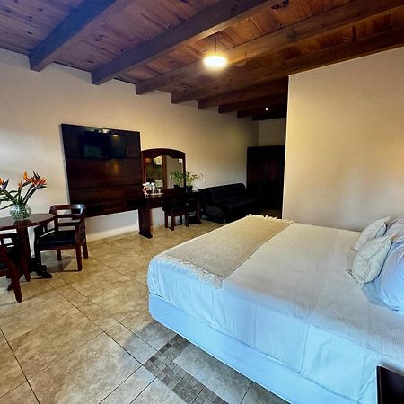 Parador Margarita San Cristóbal de Las Casas Extérieur photo