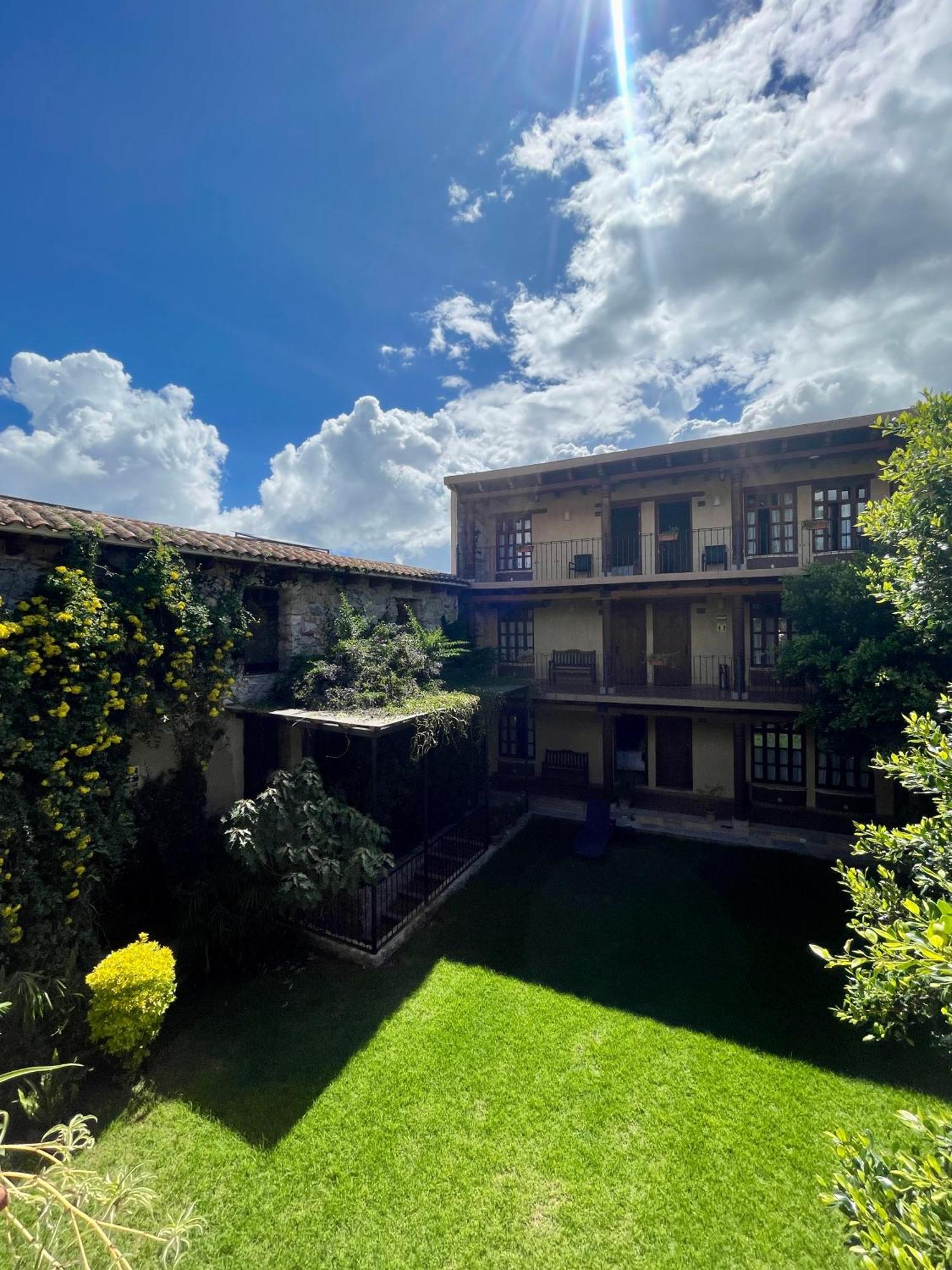 Parador Margarita San Cristóbal de Las Casas Extérieur photo