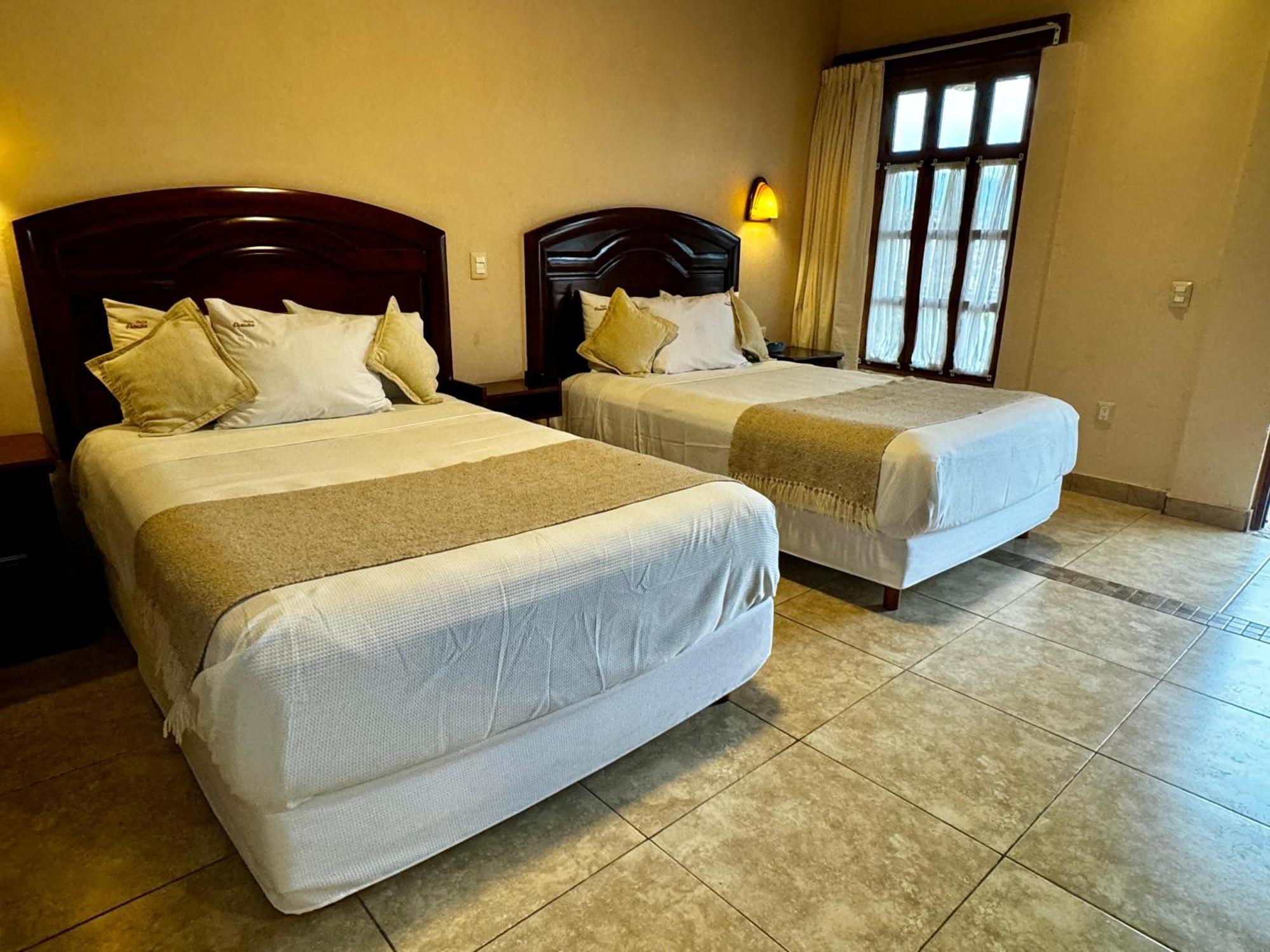 Parador Margarita San Cristóbal de Las Casas Extérieur photo