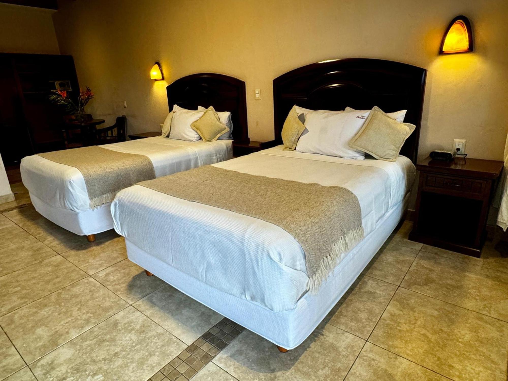 Parador Margarita San Cristóbal de Las Casas Extérieur photo